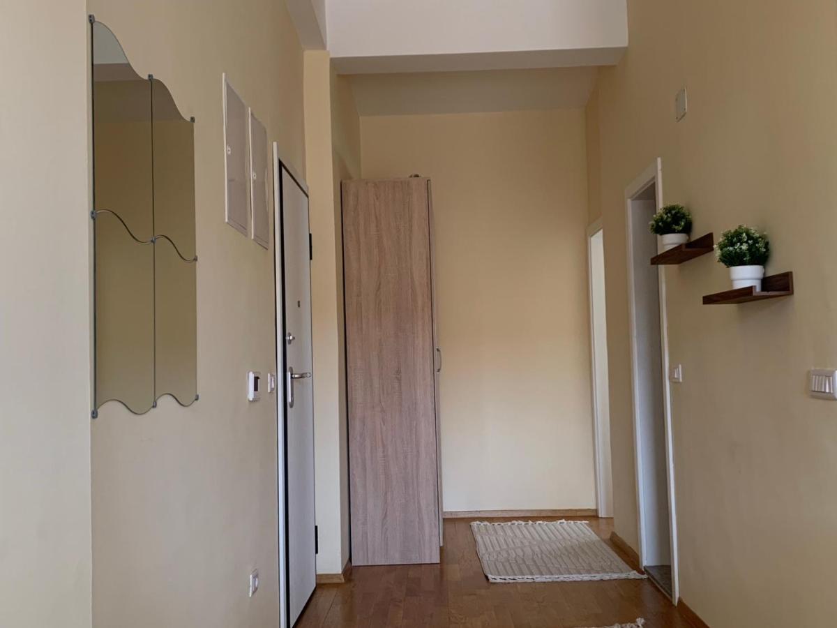 Bright Top Floor Apartment With Free Parking Scopia Exterior foto